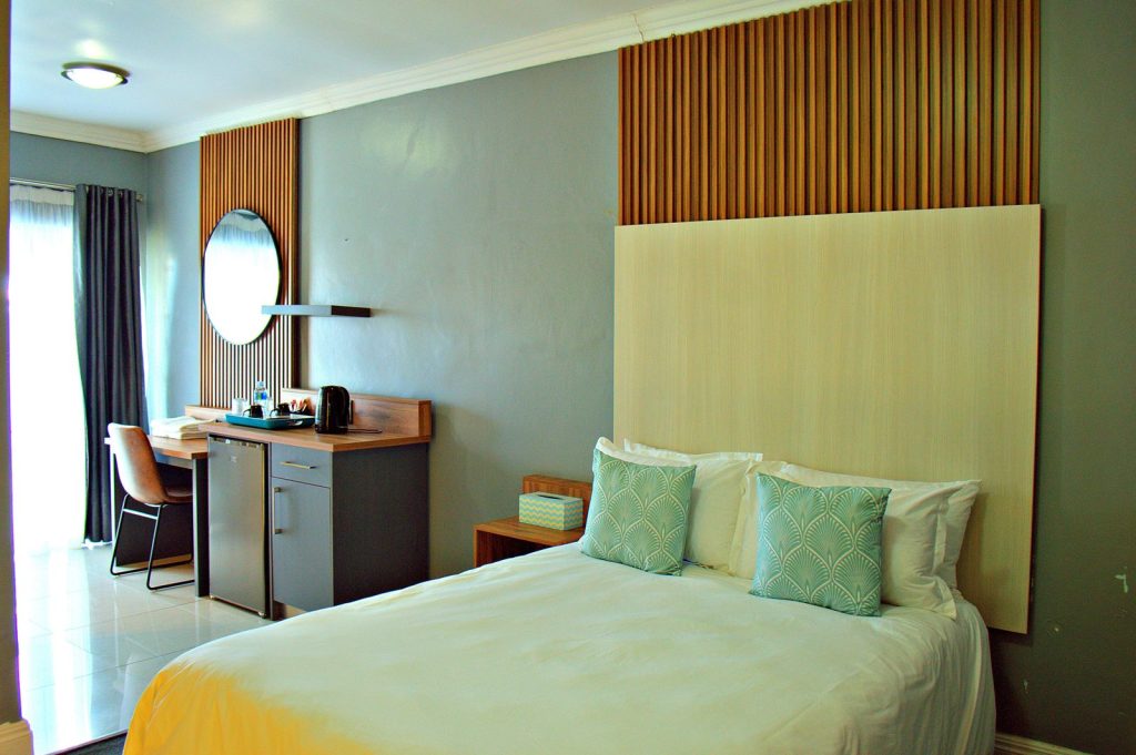 Port Elizabeth Halaal Accommodation-Port Elizabeth Solar Power System Suppliers Superior Double Room (Room 6) at Al-Beit Lodge, Summerstrand, Gqeberha (Port Elizabeth)